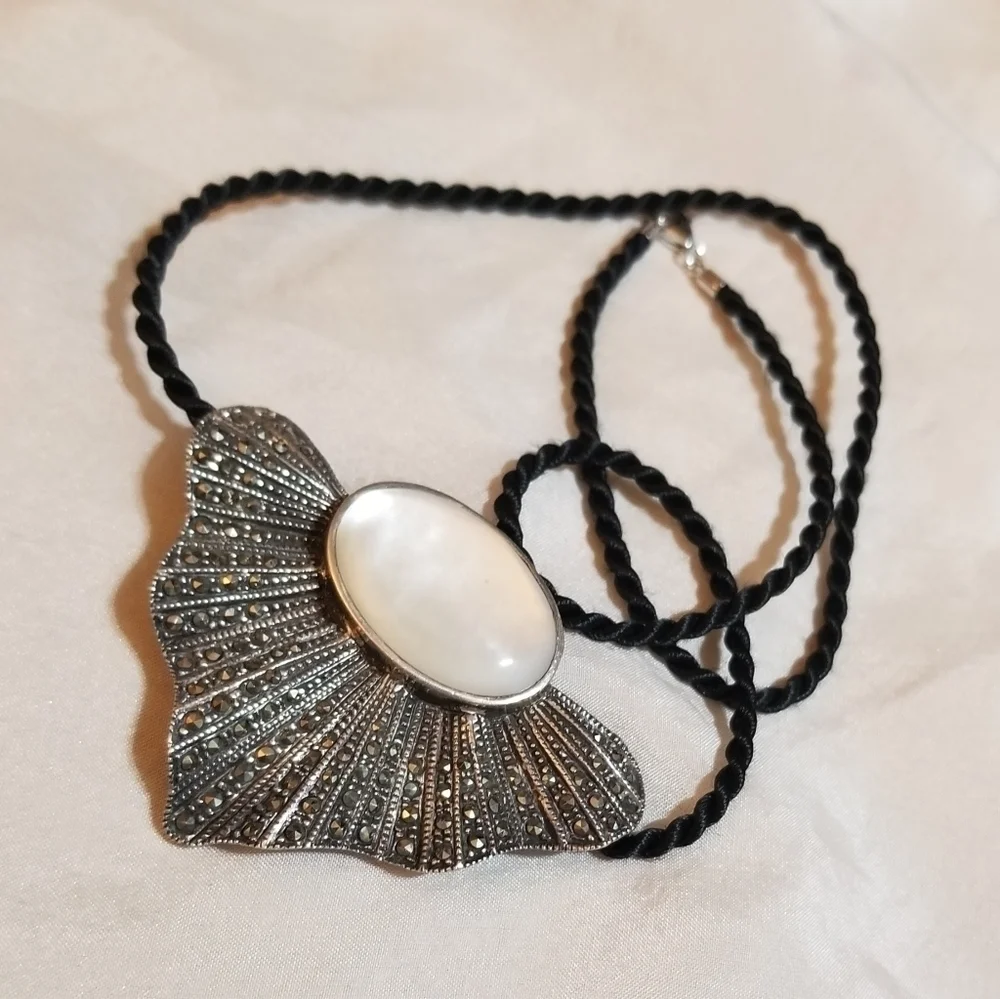 VTG Designer Sterling MOP Marcasite Necklace/ Brooch - Picture 3 of 7